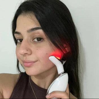 7-Color Microcurrent Facial Massager – Skin Firming, Anti-Aging & Acne Relief for Face & Neck